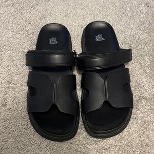 Wild Fable Black Strap Sandals